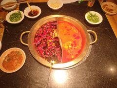 -潮火锅·麻辣牛肉火锅(观音桥方圆·LIVE店)