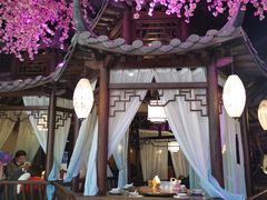 -韵秋荷(宝山龙湖天街店)