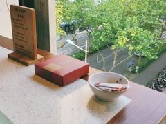 靠窗位-九府羊·鲜羊火锅·烤串(新华路店)