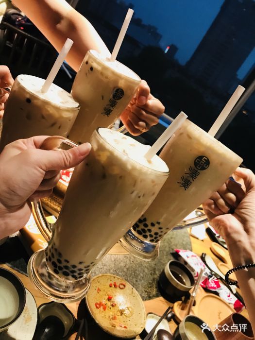 凑凑火锅·茶憩(来福士广场长宁店)大红袍珍珠奶茶图片 - 第73张