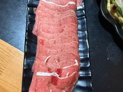 -果松木炭酸菜铜火锅·外婆参鸡汤