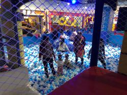 -Land Mark蓝马乐园(华联武夷购物中心店)