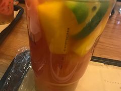 -油梨树 AVOCADO TREE(亮马桥店)