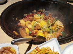 -万里闯关东铁锅炖菜馆(高新旗舰店)