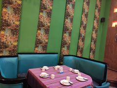 -香巴拉云南餐厅(华莱坞店)