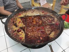 -石灰市老火锅(北滨路店)