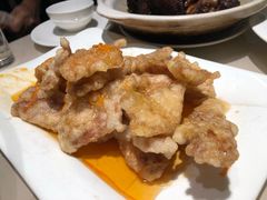 -老码头黑皮肘子锅包肉(赣水路店)