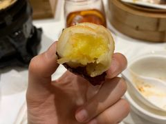 榴莲千丝酥-稻香酒家·34年老字号·港式粤菜(汉街店)