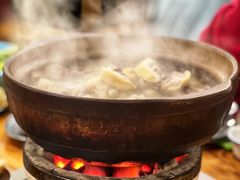 连州果园鸡-威邵鸡煲(西华路总店)