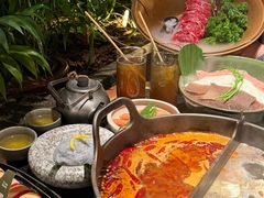 -三出山火锅(南京万象天地店)