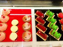 斑兰椰子蛋糕-Salon de The de Joel Robuchon(外滩18号店)