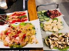 酸菜五花肉-一家东北烤肉(华大店)