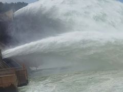 -黄河小浪底水利枢纽风景区