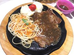 -豪客来牛排(中央花苑店)