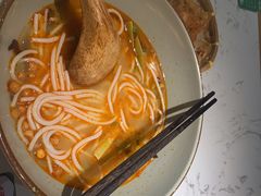 -百春原湖南牛肉粉(百联世纪店)