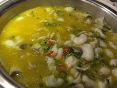 -酸婆娘重庆菜(紫竹路店)