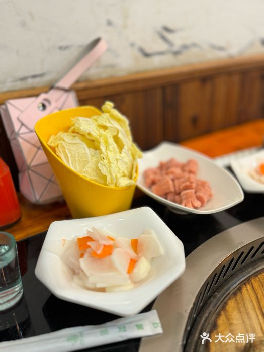 三里屯土灶炖公鸡地锅鸡(江东店)图片