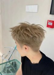 -星座接发烫染美发超市