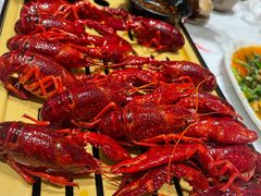 -肥肥虾庄·金牌油焖大虾(汉口城市广场店)