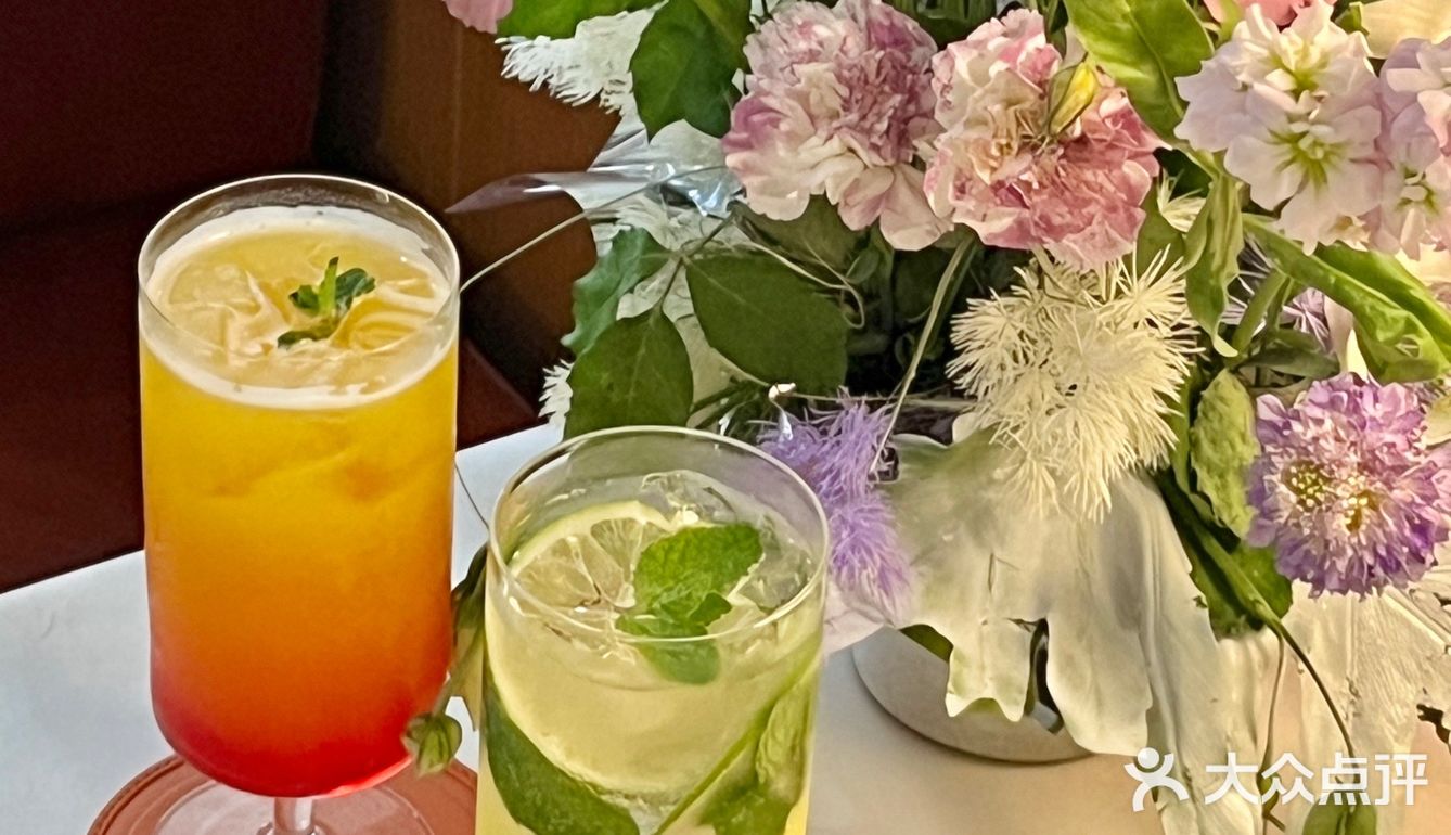 它真的！我哭死…生日🆓布置+送莓果爆浆蛋糕🫐