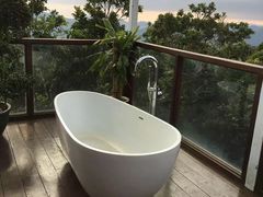 -三亚亚龙湾人间天堂鸟巢度假村