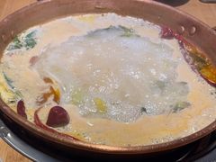 -洱火云南酸菜牛肉火锅(石景山当代商城店)