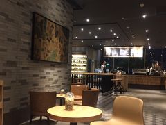 大堂-星巴克臻选(湖滨道店)