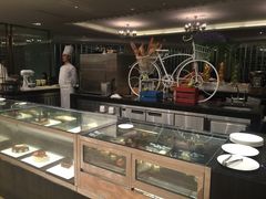 -圣丰索菲特·2 On 988 Café 自助餐厅