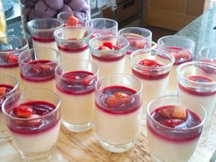 草莓布丁-视界美食自助餐厅·石家庄希尔顿酒店