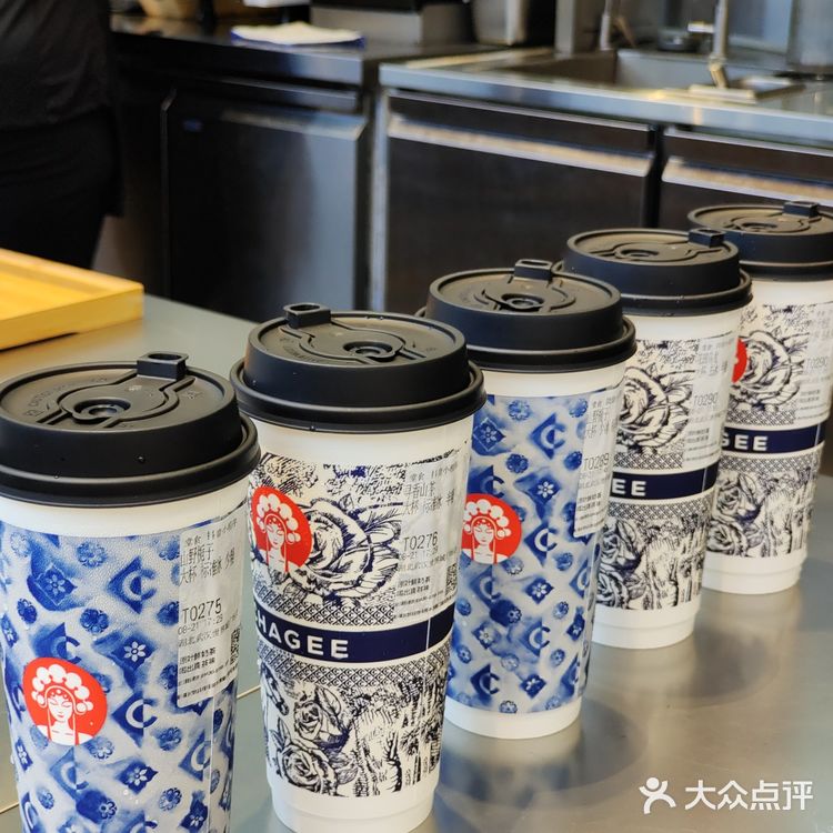 来自云南的新中式奶茶…霸王茶姬