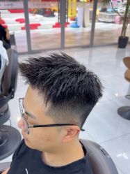 -尤司男士国潮理发馆