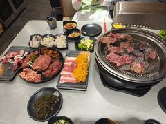 -啊美丽炭火烤肉(滑翔一店)