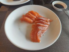 -大中华希尔顿酒店-念自助餐·嗨啤·小龙虾