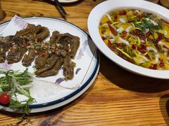 -花溪雨·森林餐厅(石基店)