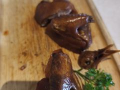 脆皮乳鸽-粤域茶餐厅