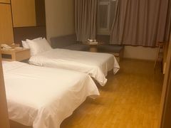 -全季酒店(石家庄裕华东路万达广场店)