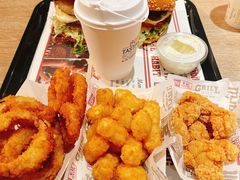 -The Habit Burger Grill 哈比特汉堡(复兴soho店)