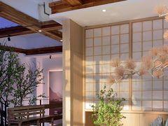 -蜜桃餐厅·伴山(湖滨商业街店)