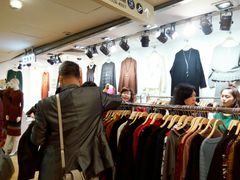 -广州白马服装市场
