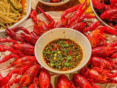 -李双猪·小龙虾·烧烤·羊肉煲(乐山店)