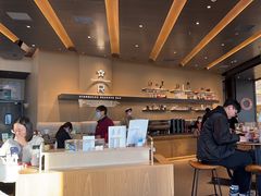 -星巴克臻选(上海合生汇1F店)