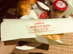 -Bánh Mì Huynh Hoa