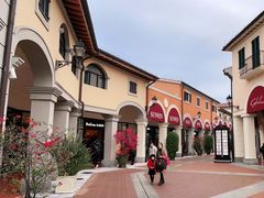 -佛罗伦萨小镇广佛名品奥特莱斯(疏港路店)