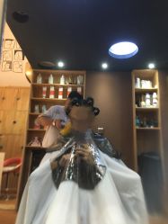 -明洞造型精品烫染