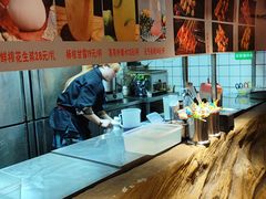 -城墙拐拐火锅(三峡广场黑金冠店)