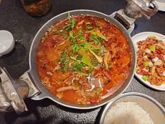 -万重锦·人文川菜馆(骡马市店)