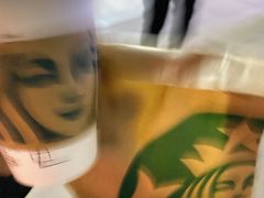 -星巴克(七宝领展广场1F店)