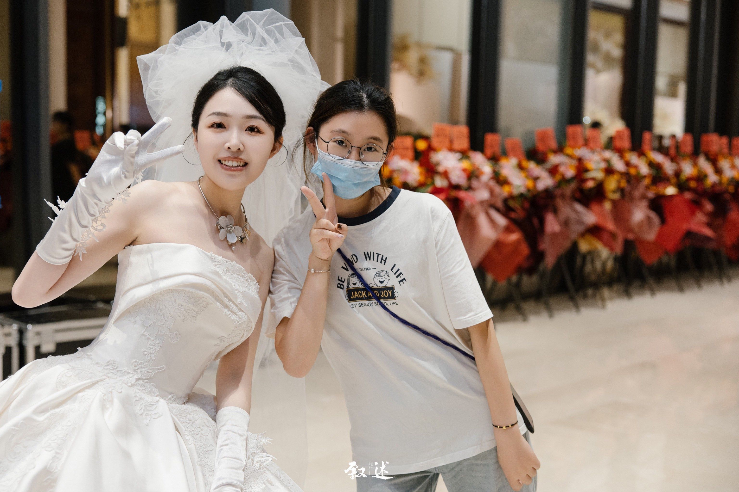 女明星和她的素人化妆师