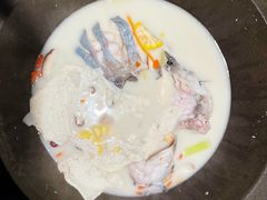 -鲜潭蒸汽石锅鱼(五道口购物中心店)