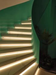 -水女人科技美肤·LDM·超清秀